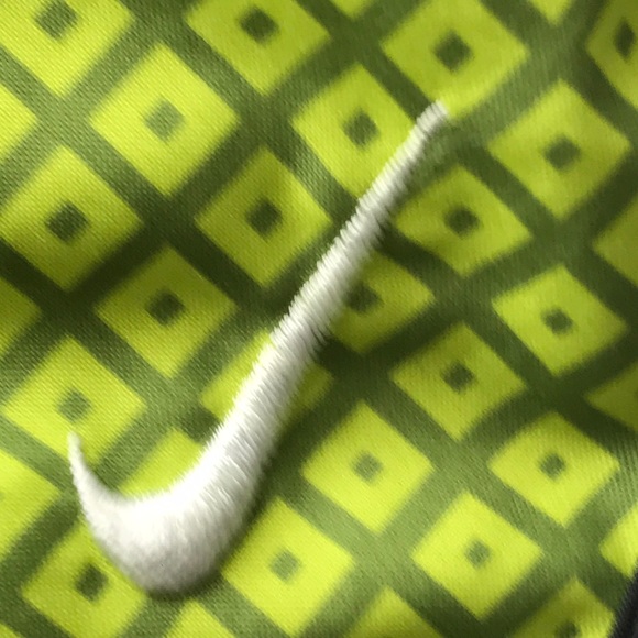 Nike - Picture 3 of 3